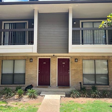 Beautiful 1-Bedroom Townhome With Nice Amenities ヒューストン エクステリア 写真